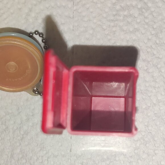 Vintage Tupperware Lipstick or Gum holder, Wonderlier Pill Bowls Keychain - Picture 10 of 16